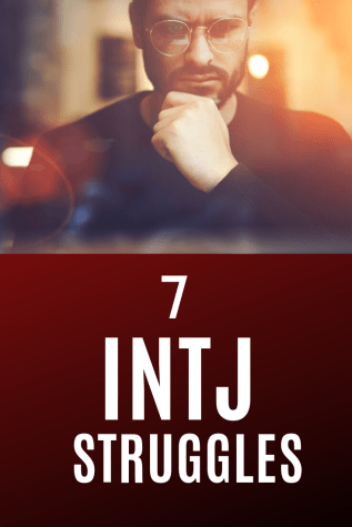 INTJの弱点：INTJであることの7つの闘争