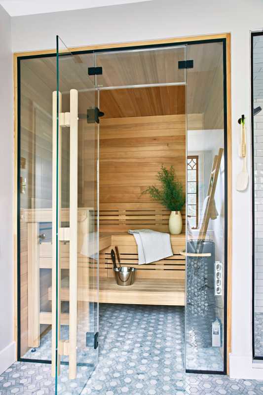 Kas ir tvaika duša? Ceļvedis populārai vannas istabas jaunināšanai