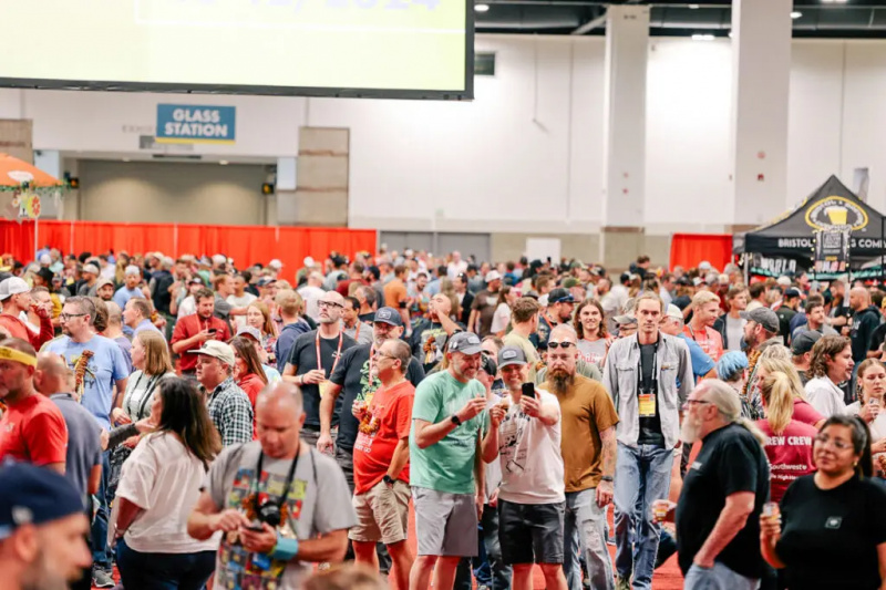 Kaj udeležba na letošnjem Great American Beer Festivalu pravi o pivski industriji prav zdaj