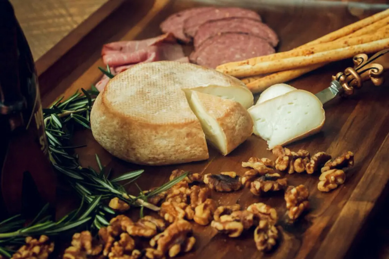 Le fromage délicieusement génial et lavé à l'alcool est notre nouvelle obsession