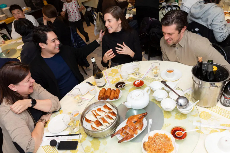 Skupina Somm's enjoying food and wine at Wu's Wonton King