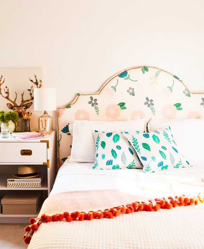 Schlafzimmer in Orangen, Rosa und Grün