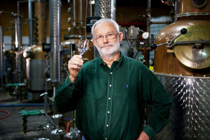   Steve McCarthy della Clear Creek Distillery, Portland, Oregon.