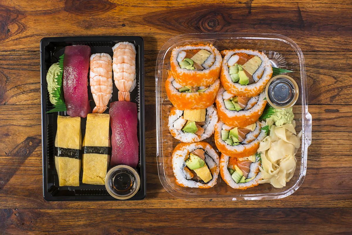 Roladki z sashimi i maki