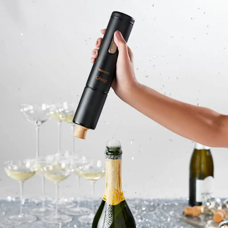 Отварање флаша шампањца и пенушавог вина је постало лакше