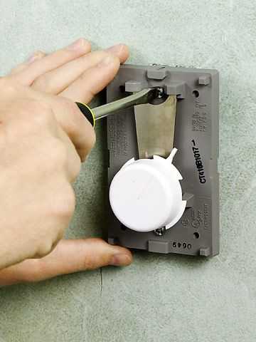 Comment installer un thermostat de plinthe électrique