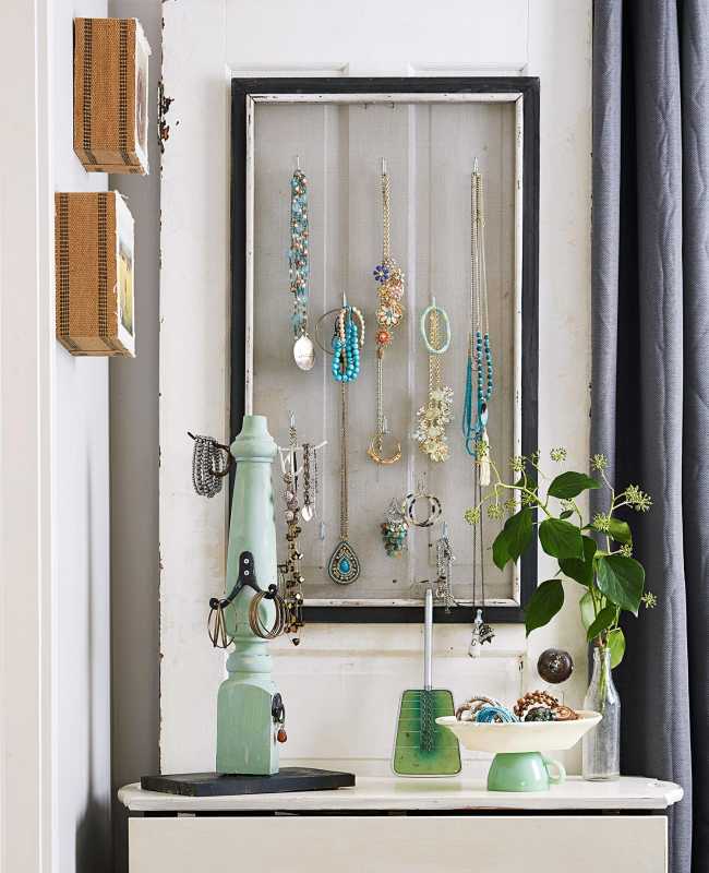 كيفية تنظيف المجوهرات بمكونات موجودة في منزلك