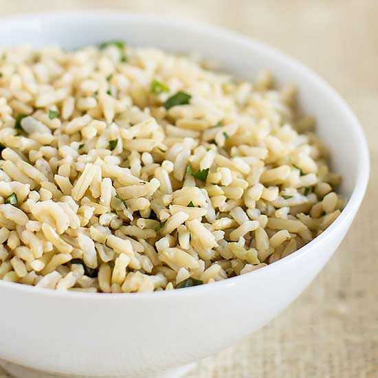 Kaip virti ruduosius ryžius: 4 nesekmingi metodai