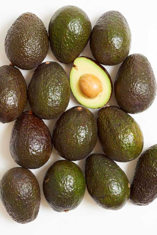 Come ammorbidire l'avocado in 4 modi (più 2 modi da non provare mai)