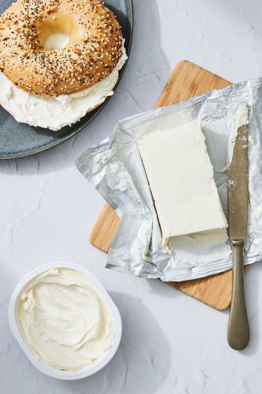 Ali lahko zamrznete kremni sir?