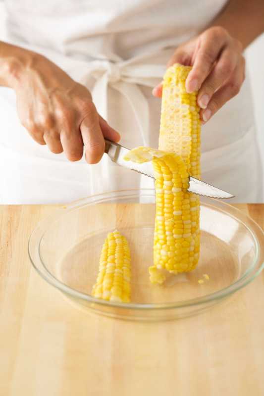 Cómo enlatar maíz para conservar el sabor fresco del verano