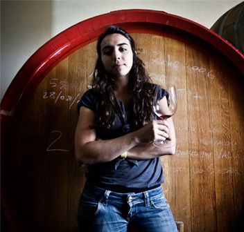 Arianna Occhipinti de Occhipinti está causando sensación gracias a su predilección por los vinos naturales.