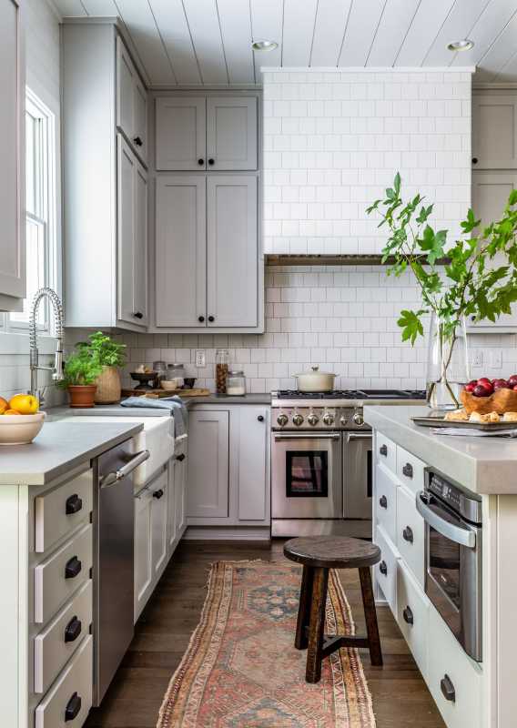 5 köögi põrandaplaani, mis aitavad teil enesekindlalt ümberehitamiseks ette võtta