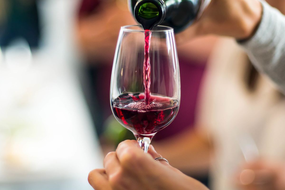 Constellation Brands søger at sælge vinmærker i $ 3 milliarder tilbud