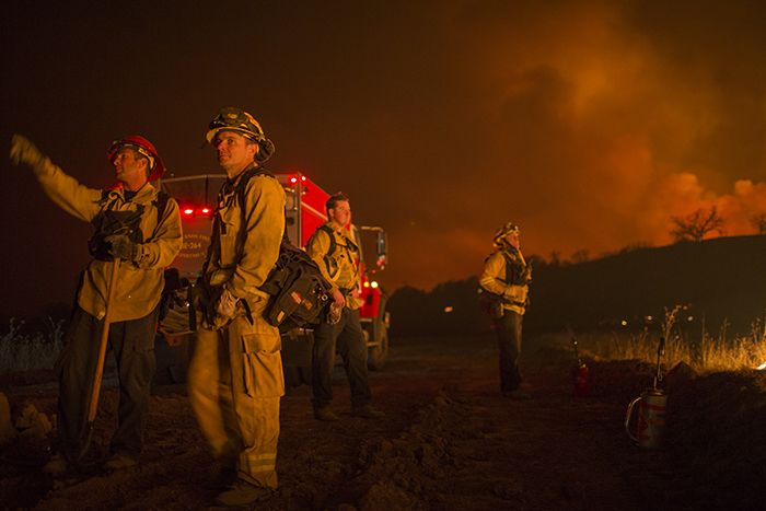 Bodegas y viñedos evalúan los daños causados ​​por los incendios forestales del sur de California