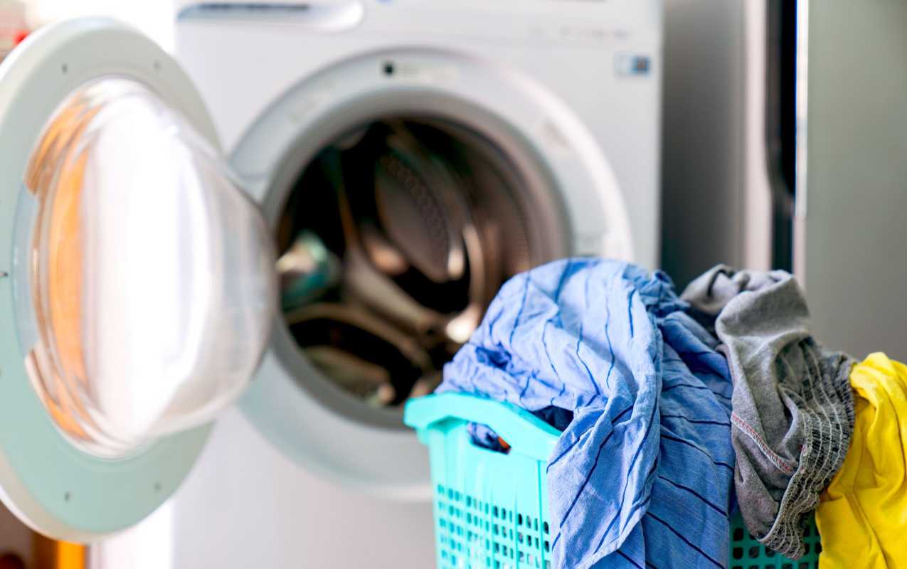 A ruhanemű fertőtlenítése a ruhák, az ágyneműk és az anyagok fertőtlenítéséhez