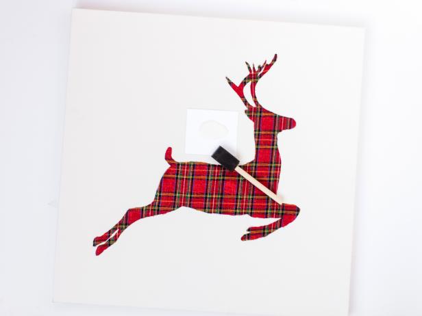 CI_TomKat_Christmas-reindeer-plaid-artwork-step3_h