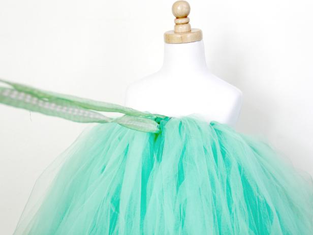 CI-Jess-Abbott_Fairy-Princess-costume-halter-ribbon-on-tutu-skirt_h