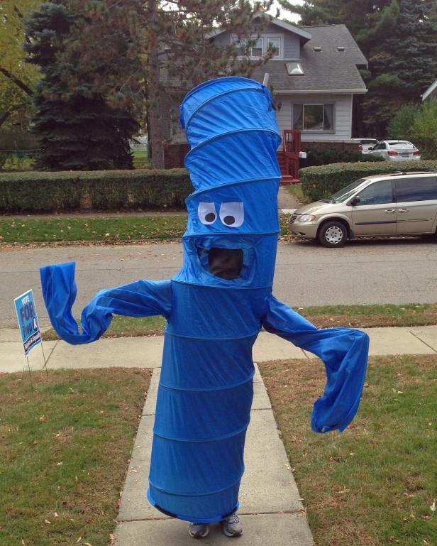 Com fer una disfressa inflable d'homes de tub inflable per a Halloween