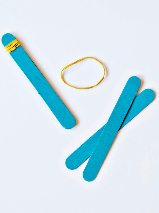 CI-Jessica-Downey-Catapult-rubberband-first-stick_s3x4