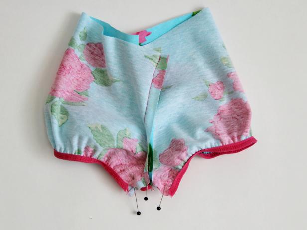 CI-Jess-Abbott_Baby-Bloomers-pin-bottom-together12_h
