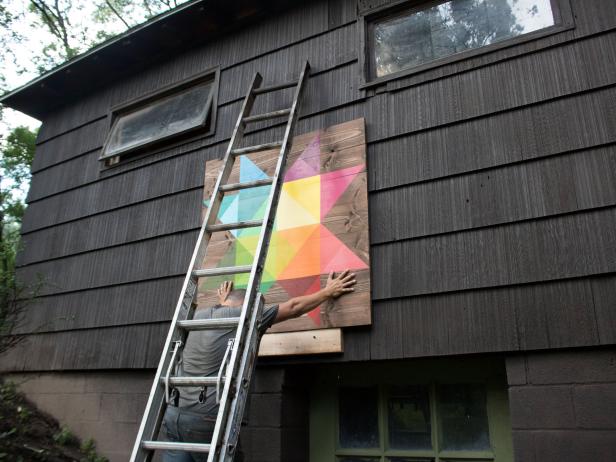 Jak stavět a malovat barevnou přikrývku ze stodoly.