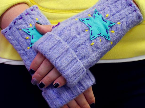 Cómo hacer guantes sin dedos con un suéter viejo