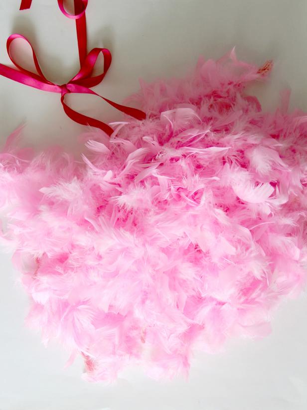 CI-Jess-Abbott_Halloween-Flamingo-Kostüm-kravat-ribbon5_v