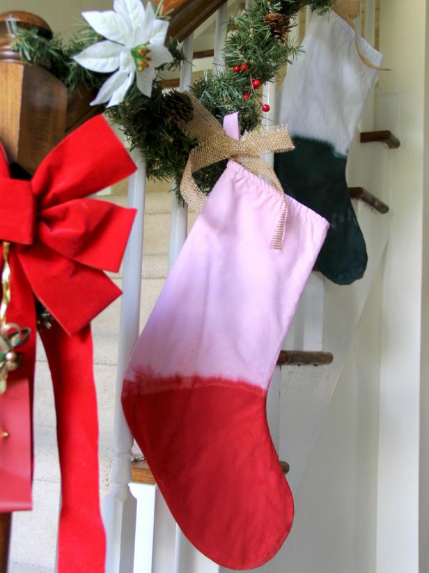 CI-Jess-Abbott_Rit-dye-Christmas-stocking_v