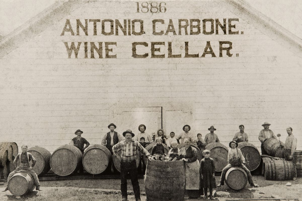 Оригинални вински подрум Антонио Царбоне