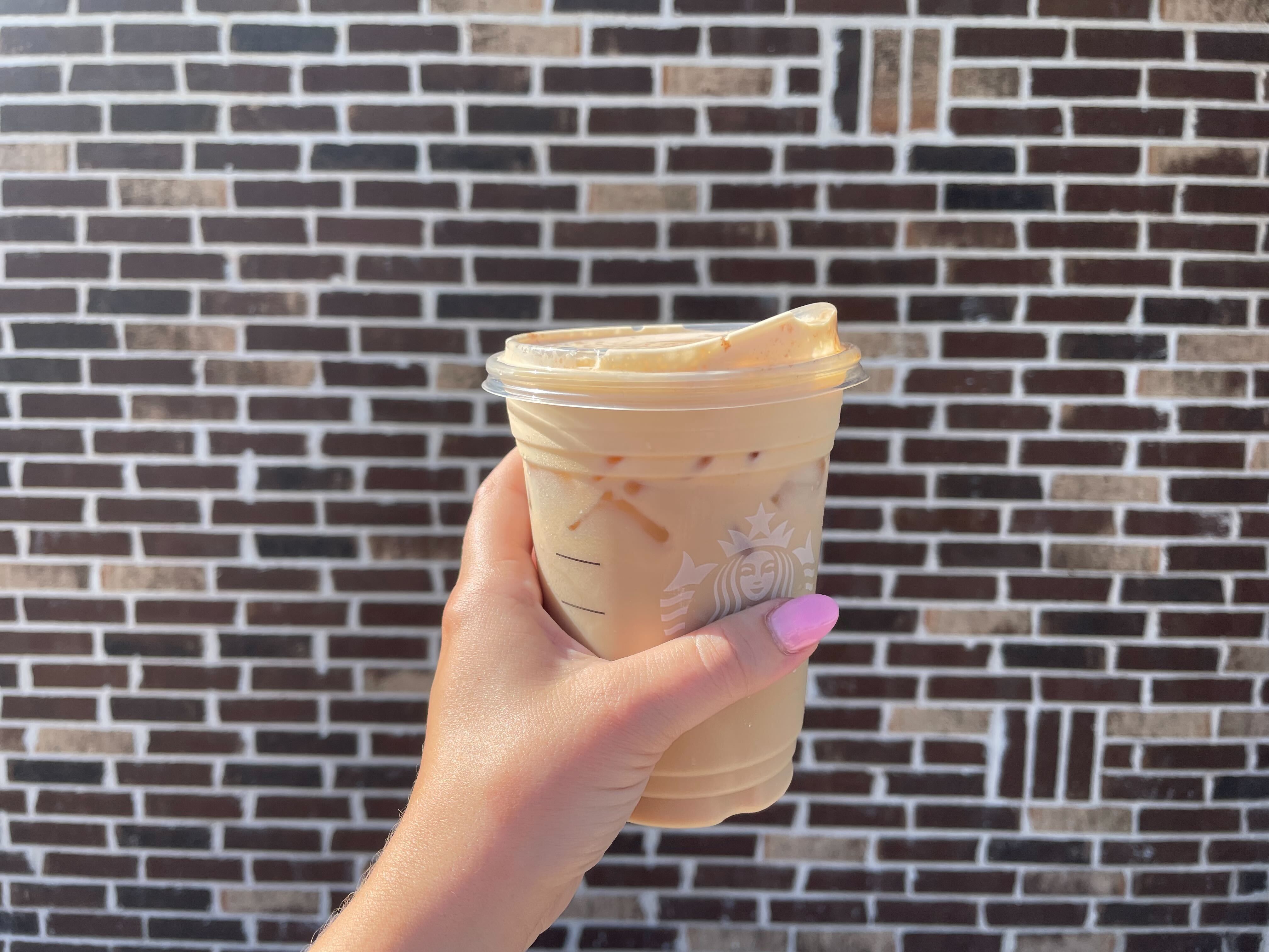 ใหม่ Starbucks Pumpkin Cream Chai รสชาติเหมือนตกในถ้วย
