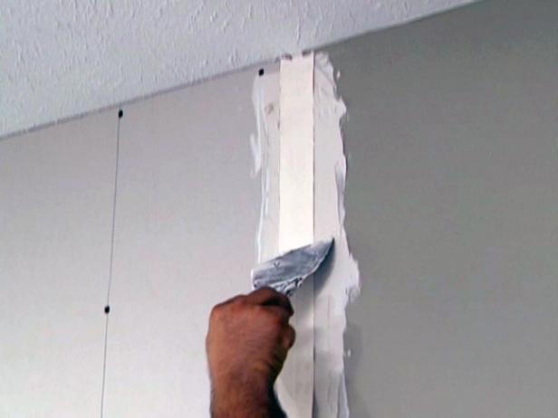 maglagay ng drywall tape at putik