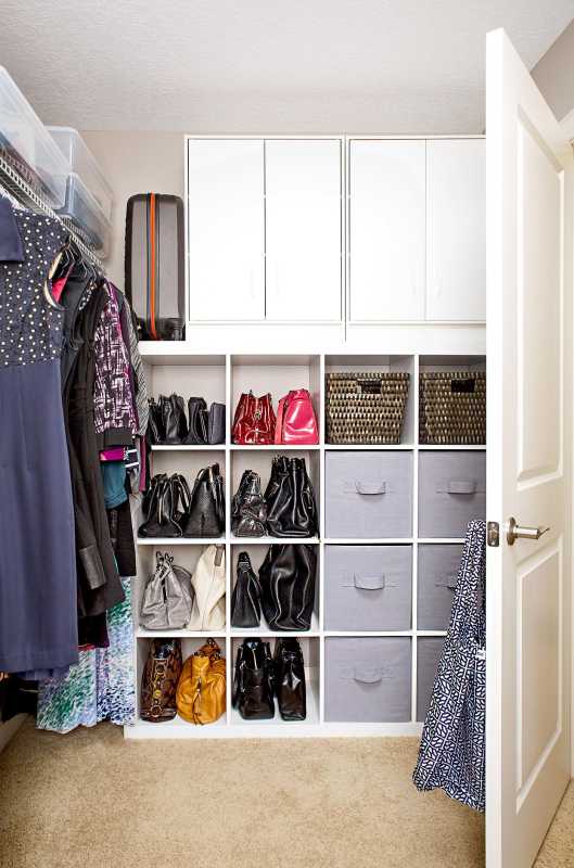 11 smarte små walk-in-closet ideer til at forvandle dit rum