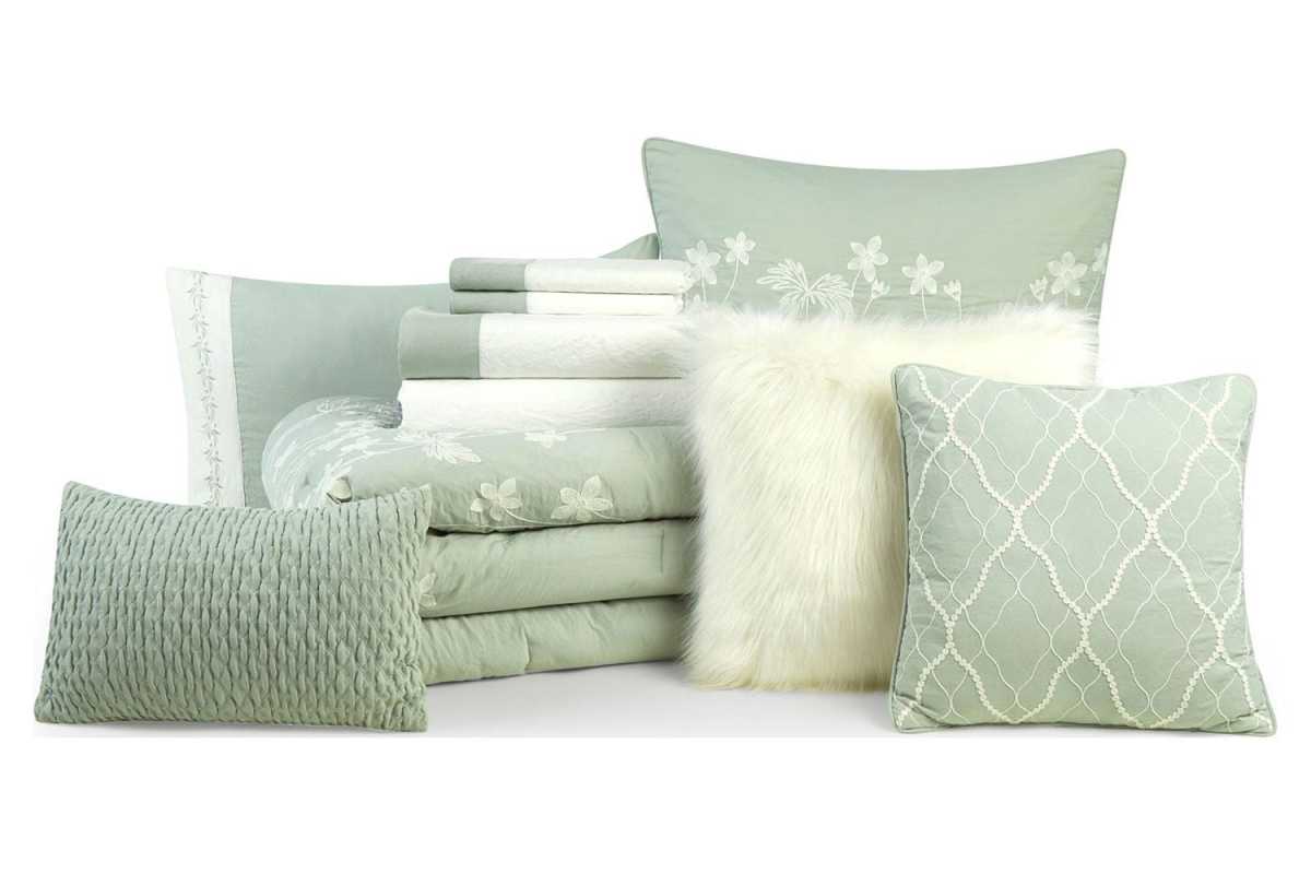 Walmart Better Homes & Gardens Sage Celine 12-częściowe, wstępnie umyte łóżko w torbie, łóżko typu king-size