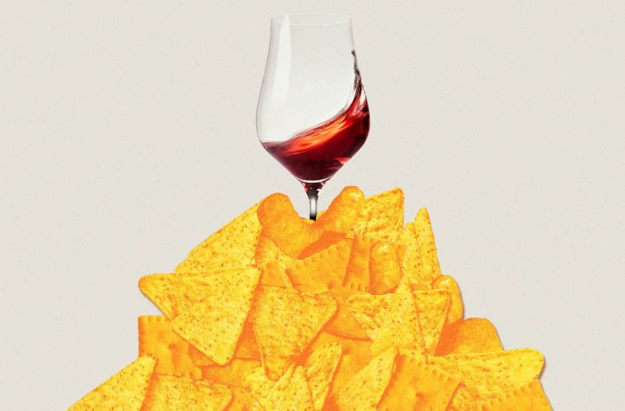 Wie man Wein mit käsigen Snacks kombiniert, so die Profis